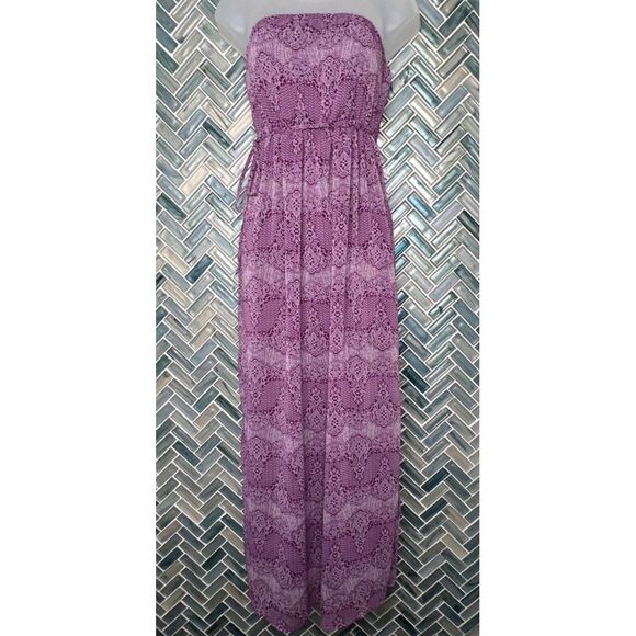 Rip Curl Dresses & Skirts - RIP CURL BOHO MEDALLION SCROLL PRINT PURPLE WHITE LINED STRAPLESS MAXI DRESS‎ XS